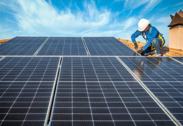 Best Solar Panel Roofing Installation  in Manchester, MI